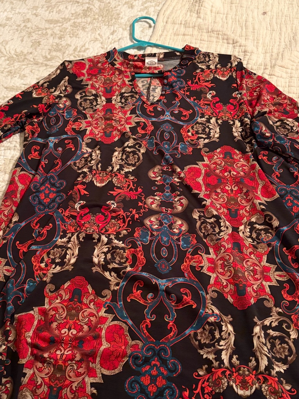 Women's Red & Black Long Sleeve Printed V-Neck Dress